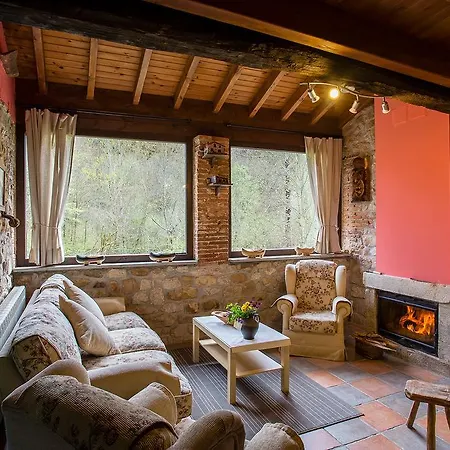 Landhuis Casa Rural La Torraya Sirviella